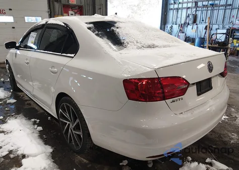 2011 Volkswagen Jetta 2.0L Tdi Le from USA, damaged, VIN 3VWLL7AJ0BM074116